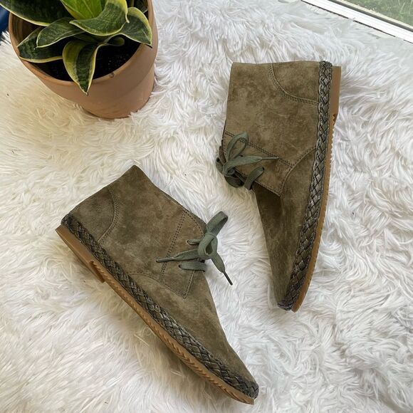 AETREX Addison Suede Ankle Boots in Olive Green‎ Lace up, Braided trim sz 6-6.5 - Picture 1 of 8